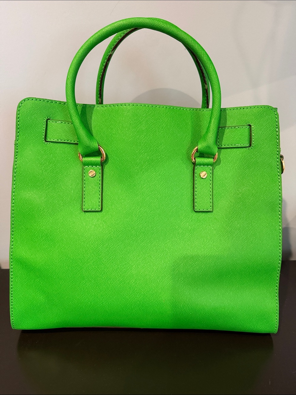 Michael Kors Hamilton Large Saffiano Leather Tote - Green - Picture 4 of 10